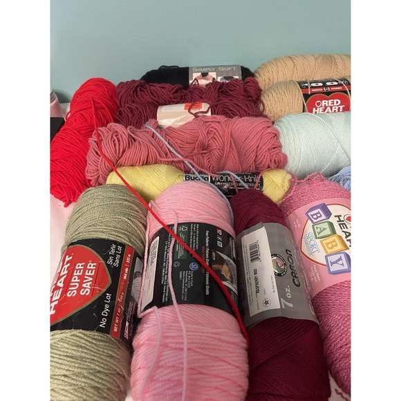 Vintage Yarn Variety Of Colors, 3 Ply Lot Of 16 - Picture 3 of 3